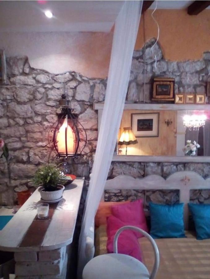 Ferienwohnung Studio Antique Rovinj Exterior foto